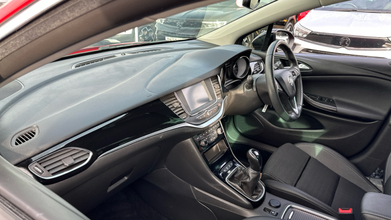 Vauxhall Astra 1.2 Turbo 145 Griffin Edition 5dr Petrol Hatchback